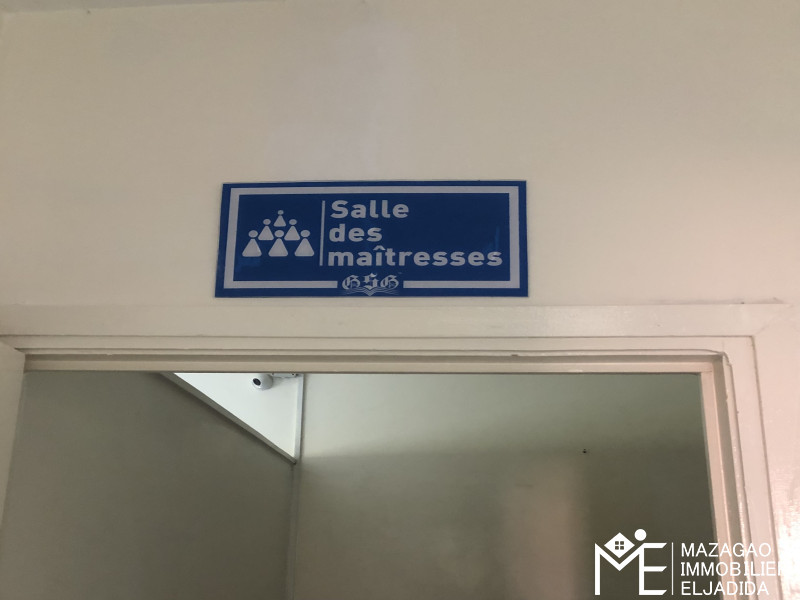 Ecole clés en main à vendre