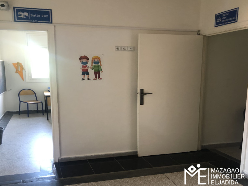 Ecole clés en main à vendre
