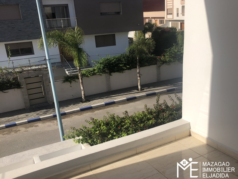 Très joli étage de villa à vendre