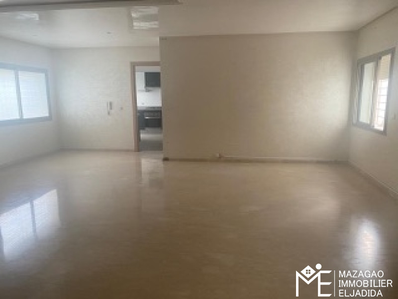Appartement vide en centre ville d El jadida