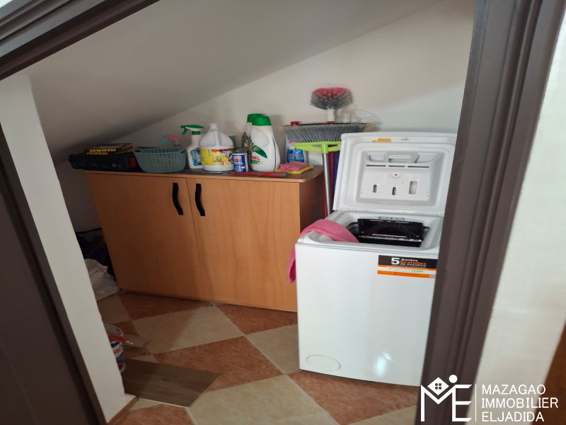 Splendide appartement en rez de chaussée avec coin jardin à louer