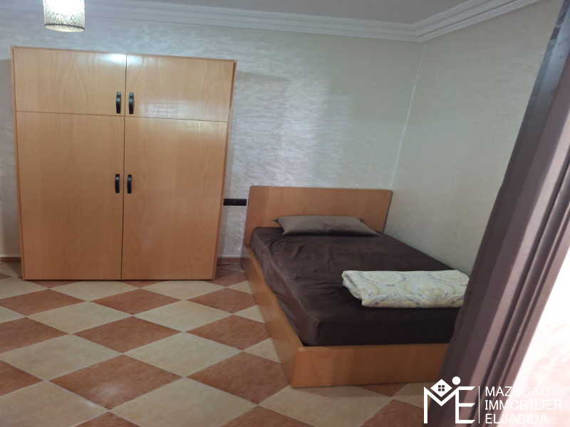 Splendide appartement en rez de chaussée avec coin jardin à louer