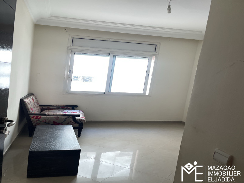 **À VENDRE – SPACIEUX APPARTEMENT DE 120 m²**